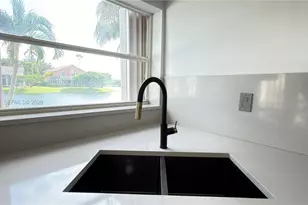 13950 Oak Ridge Dr, Davie, FL 33325 - Photo 19