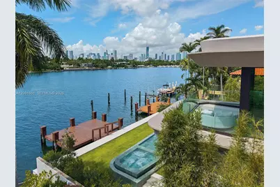 80 S Hibiscus Dr, Miami Beach, FL 33139 - Photo 47