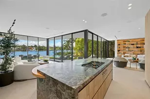 80 S Hibiscus Dr, Miami Beach, FL 33139 - Photo 51