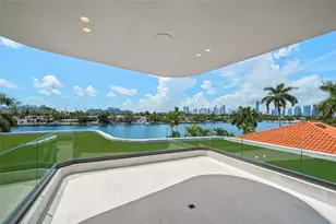 80 S Hibiscus Dr, Miami Beach, FL 33139 - Photo 43
