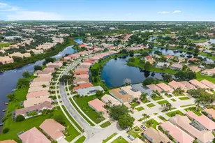 827 SW Lake Charles Cir, Port Saint Lucie, FL 34986 - Photo 37
