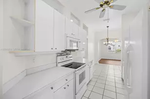 827 SW Lake Charles Cir, Port Saint Lucie, FL 34986 - Photo 17