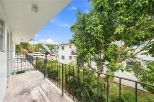 219 NW 10th Ave, Miami, FL 33128 - Photo 17