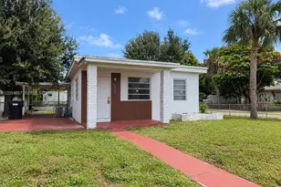 1525 NE 154th St, North Miami Beach, FL 33162 - Photo 1