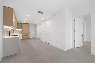 2200 Brickell Ave, Miami, FL 33129 - Photo 9