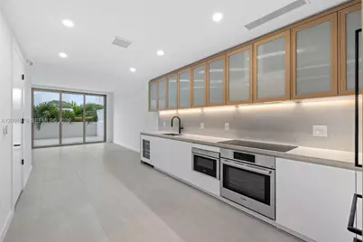2200 Brickell Ave #206, Miami, FL 33129 - Photo 5