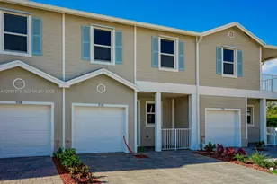 934 SE 19th St, Homestead, FL 33034 - Photo 1
