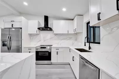 1239 SW 29th Ter, Fort Lauderdale, FL 33312 - Photo 5