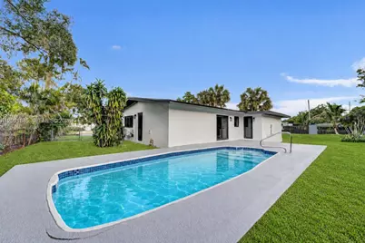 1239 SW 29th Ter, Fort Lauderdale, FL 33312 - Photo 1