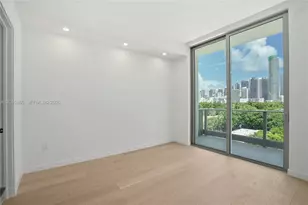 2200 Brickell Ave, Miami, FL 33129 - Photo 17