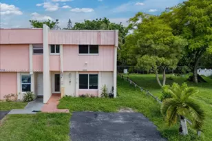 7911 SW 7th Pl, North Lauderdale, FL 33068 - Photo 7