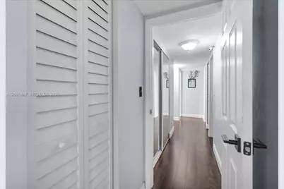 7911 SW 7th Pl, North Lauderdale, FL 33068 - Photo 55