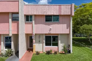 7911 SW 7th Pl, North Lauderdale, FL 33068 - Photo 5
