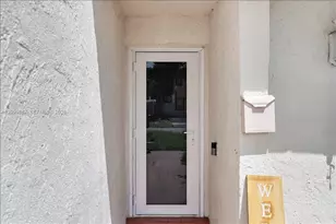 7911 SW 7th Pl, North Lauderdale, FL 33068 - Photo 9