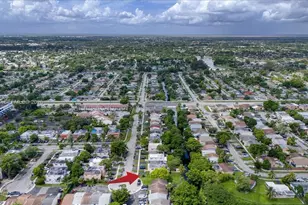 7911 SW 7th Pl, North Lauderdale, FL 33068 - Photo 77