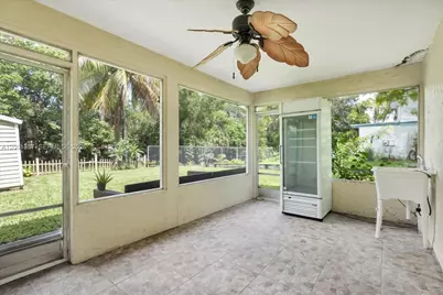 7911 SW 7th Pl, North Lauderdale, FL 33068 - Photo 57
