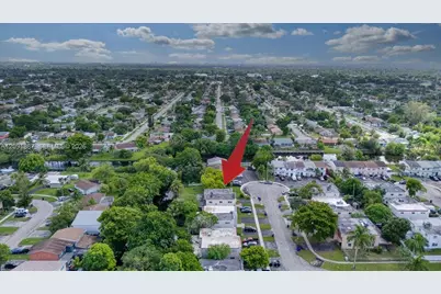 7911 SW 7th Pl, North Lauderdale, FL 33068 - Photo 75