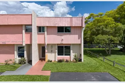 7911 SW 7th Pl, North Lauderdale, FL 33068 - Photo 1