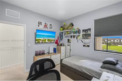 10496 W 33rd Ln, Hialeah, FL 33018 - Photo 21