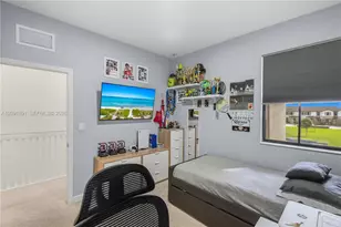 10496 W 33rd Ln, Hialeah, FL 33018 - Photo 21