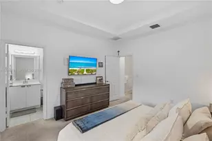 10496 W 33rd Ln, Hialeah, FL 33018 - Photo 17