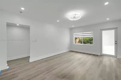 3451 SW 11th St #3 AKA unit 7B, Miami, FL 33135 - Photo 5
