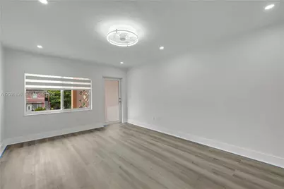 3451 SW 11th St #3 AKA unit 7B, Miami, FL 33135 - Photo 7