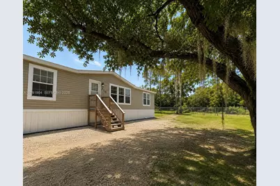 130 Ave Del Centro, Clewiston, FL 33440 - Photo 1