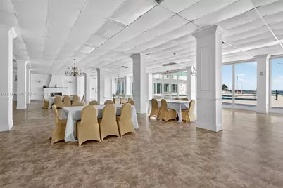7135 Collins Ave #805, Miami Beach, FL 33141 - Photo 49