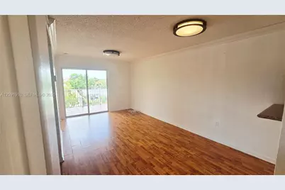 2441 SW 31st Ave #207, Miami, FL 33145 - Photo 17