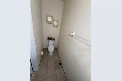 3515 W 89th Pl, Hialeah, FL 33018 - Photo 13