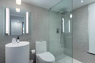 3 Grove Isle Dr, Miami, FL 33133 - Photo 39