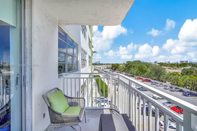 2100 Sans Souci Blvd #C404, North Miami, FL 33181 - Photo 25