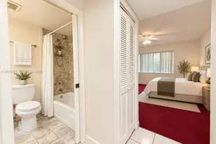 300 Berkley Rd, Hollywood, FL 33024 - Photo 11
