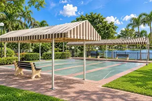 300 Berkley Rd, Hollywood, FL 33024 - Photo 17