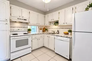 300 Berkley Rd, Hollywood, FL 33024 - Photo 3