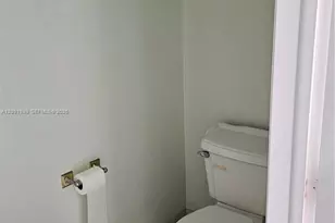 3954 Inverrary Dr, Lauderhill, FL 33319 - Photo 11