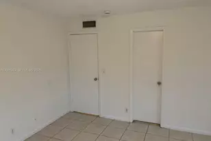 2510 NW 52nd Ave, Lauderhill, FL 33313 - Photo 9