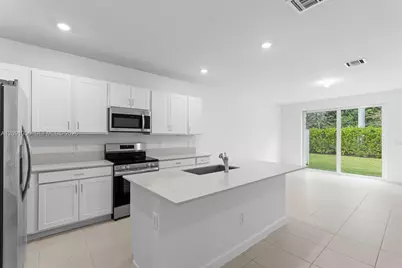 4667 Hollister Ave, Lake Worth, FL 33463 - Photo 3