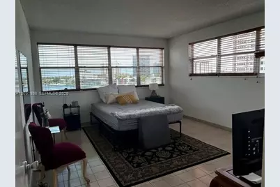 111 Golden Isles Dr #F7, Hallandale Beach, FL 33009 - Photo 5
