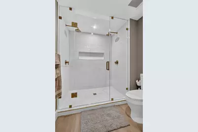 90 NE 32nd St #921, Miami, FL 33137 - Photo 17