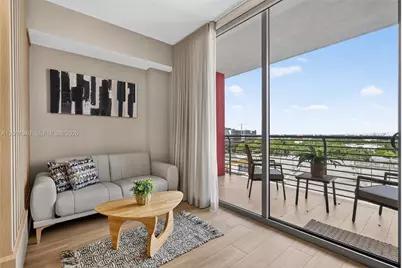 90 NE 32nd St #921, Miami, FL 33137 - Photo 3