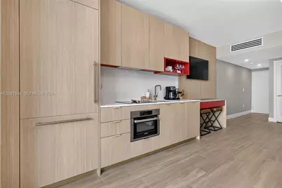 90 NE 32nd St #921, Miami, FL 33137 - Photo 5