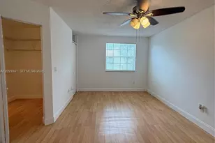 18322 NW 68th Ave, Hialeah, FL 33015 - Photo 9