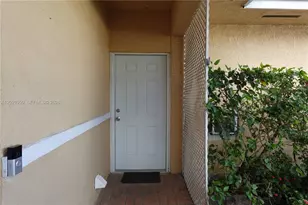 11262 SW 74th St, Miami, FL 33173 - Photo 1