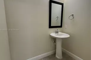 130 NW 209th Trail, Pembroke Pines, FL 33029 - Photo 7