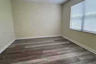 130 NW 209th Trail, Pembroke Pines, FL 33029 - Photo 9