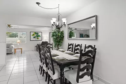401 SW 72nd Ave, Pembroke Pines, FL 33023 - Photo 11