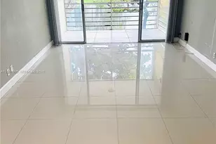 9340 Lagoon Pl, Davie, FL 33324 - Photo 9