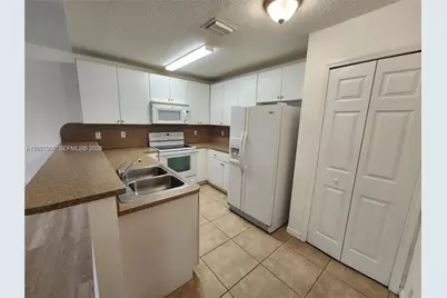 22811 SW 88th Pl #6-22, Cutler Bay, FL 33190 - Photo 7